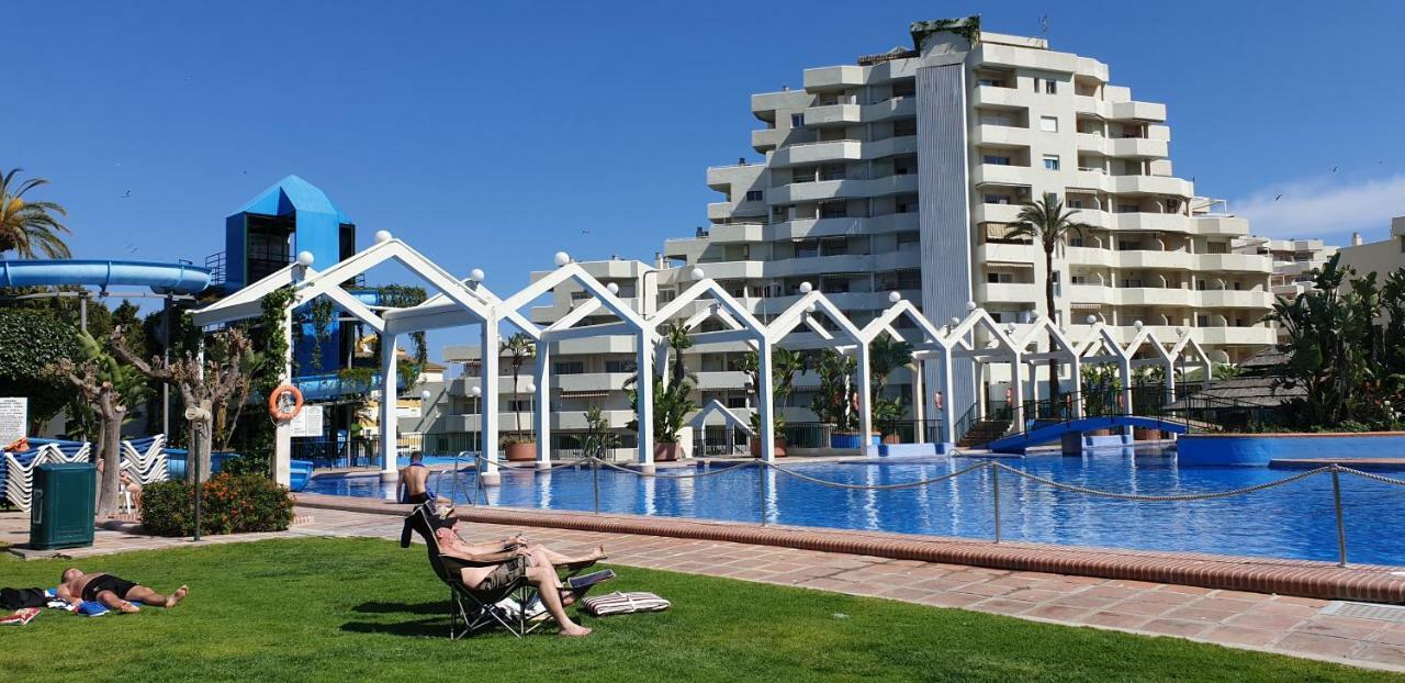 El Estudio De La Playa Benalbeach Holidays Deluxe Benalmádena Exterior foto