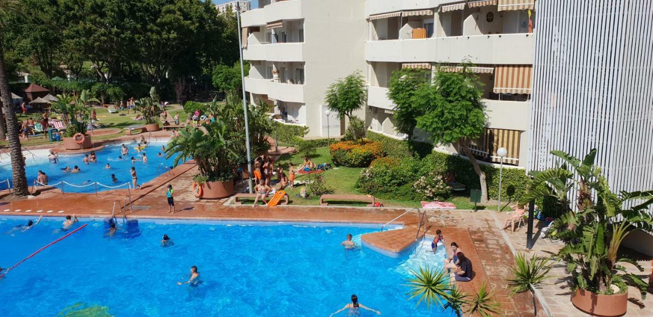 El Estudio De La Playa Benalbeach Holidays Deluxe Benalmádena Exterior foto